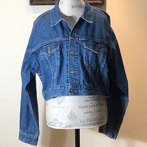 NWOT Levi’s blue Denim Cropped Jacket Sz XL